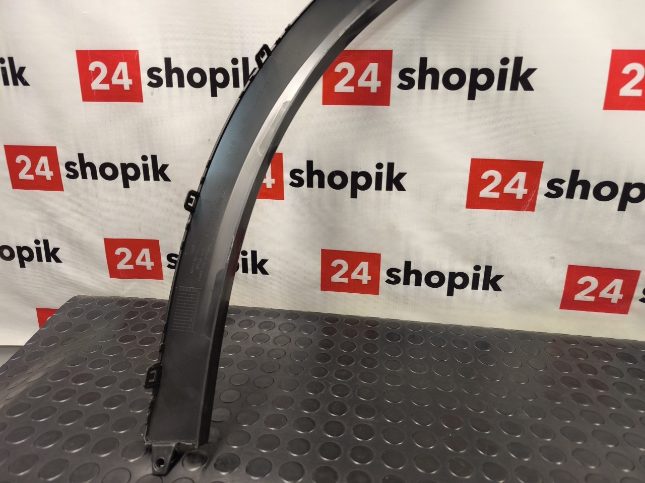 Накладка крыла, 7500 рублей, Красноярск