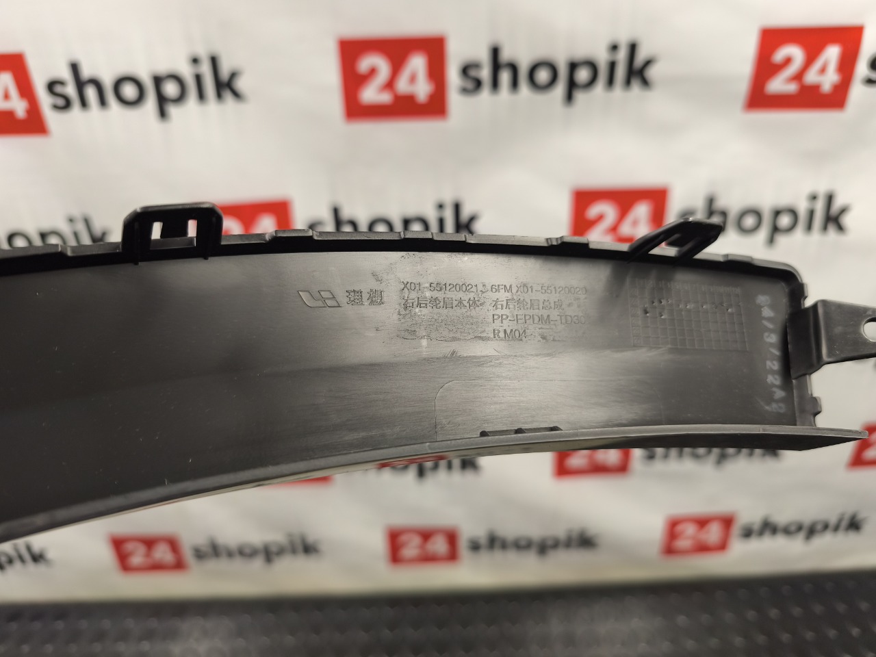 Накладка крыла, 6500 рублей, Красноярск