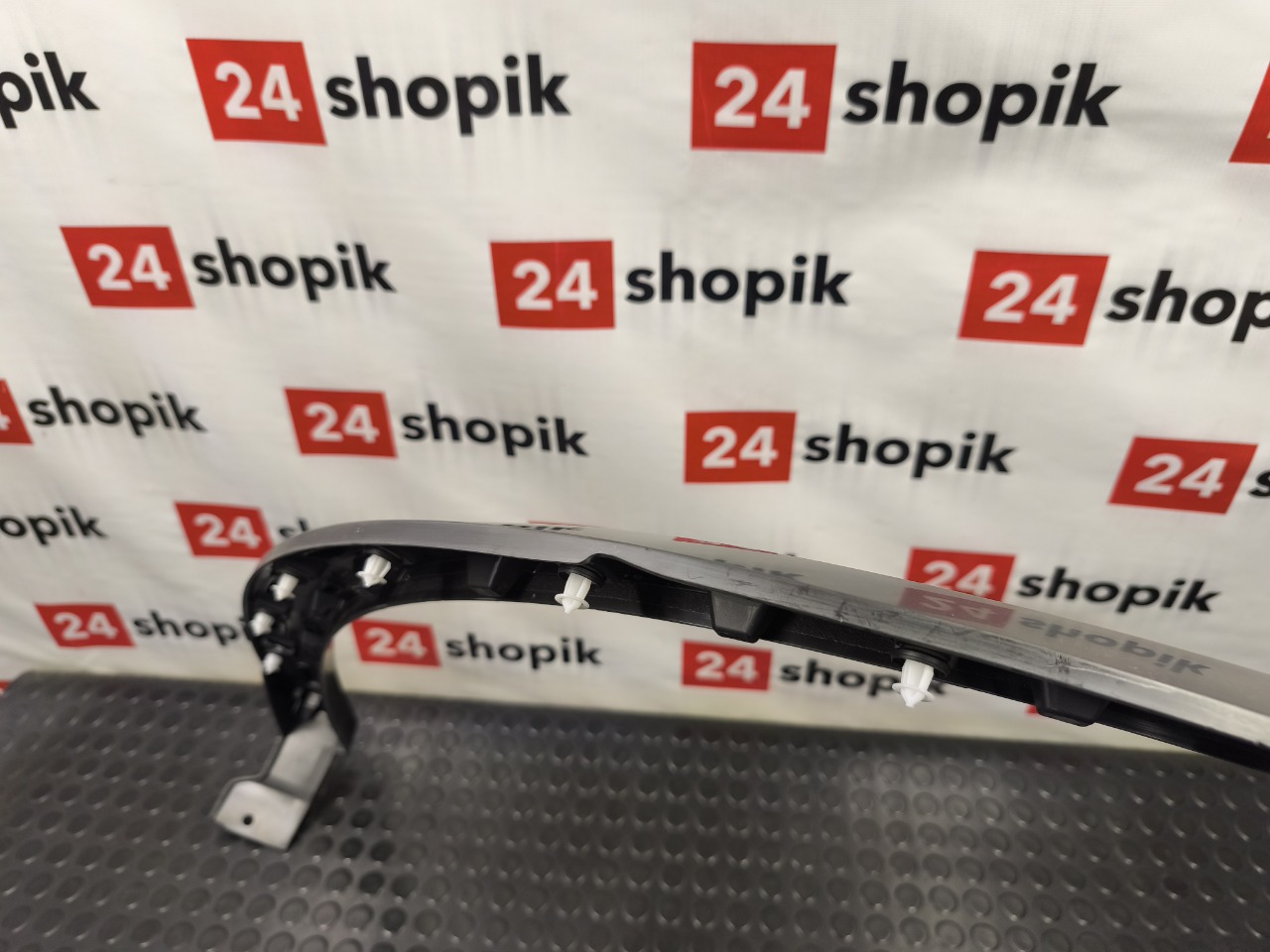 Накладка крыла, 6500 рублей, Красноярск