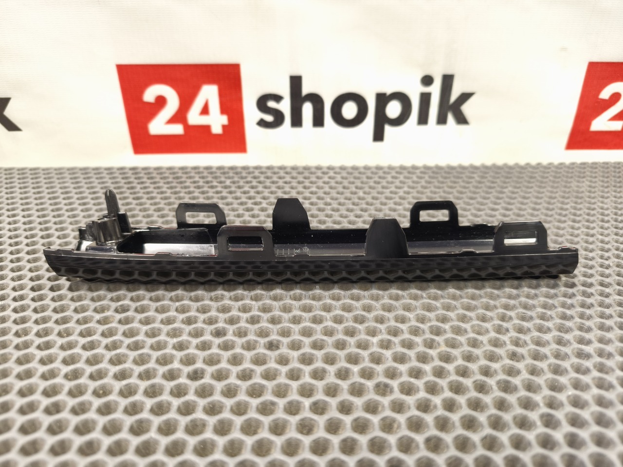 Молдинг бампера, 3200 рублей, Красноярск