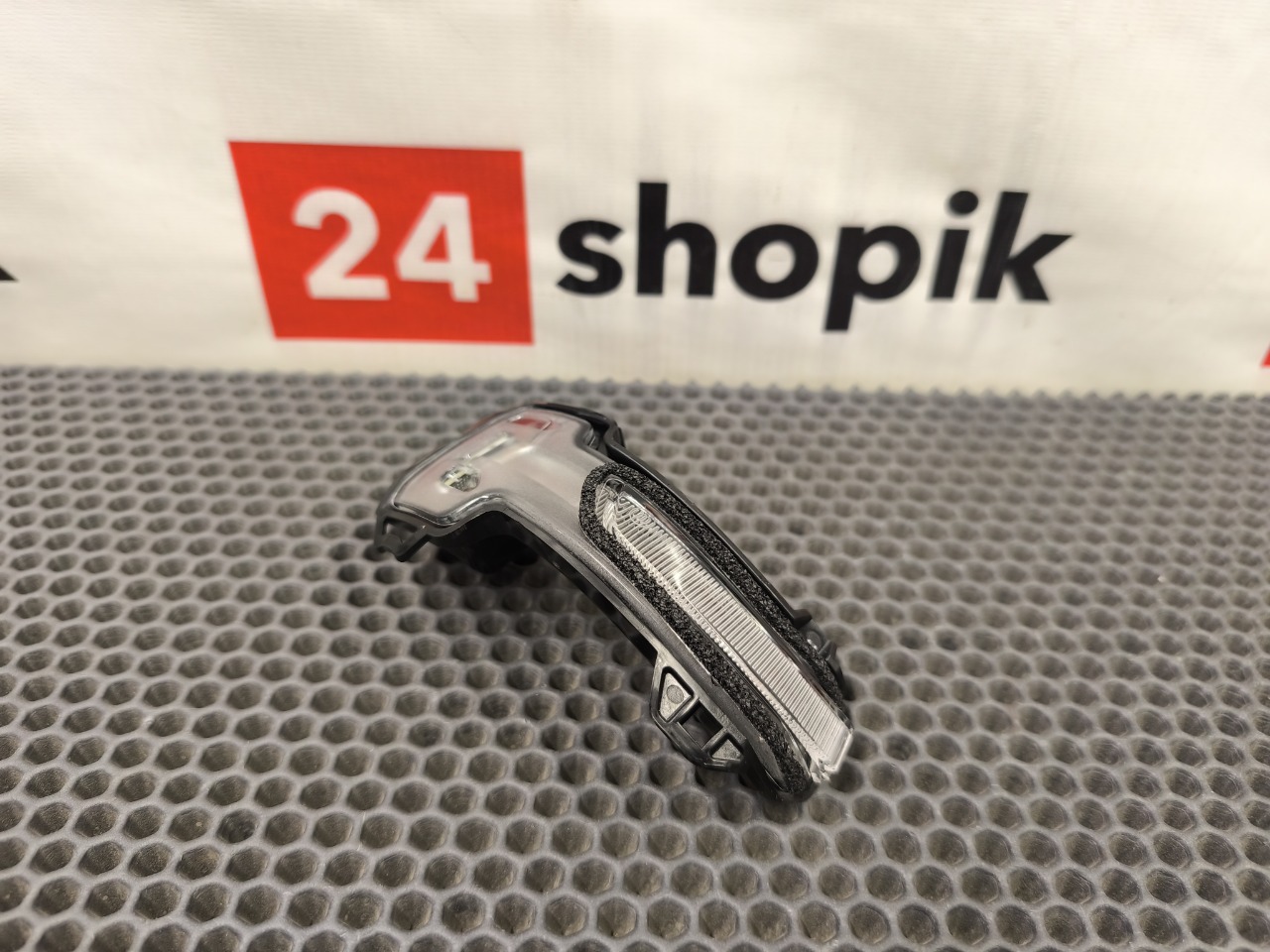 Повторитель поворота, 5500 рублей, Красноярск