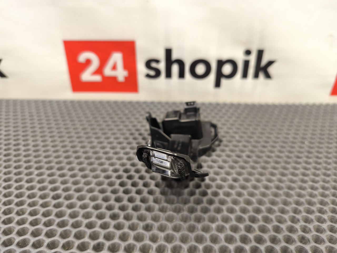 Повторитель поворота, 5500 рублей, Красноярск