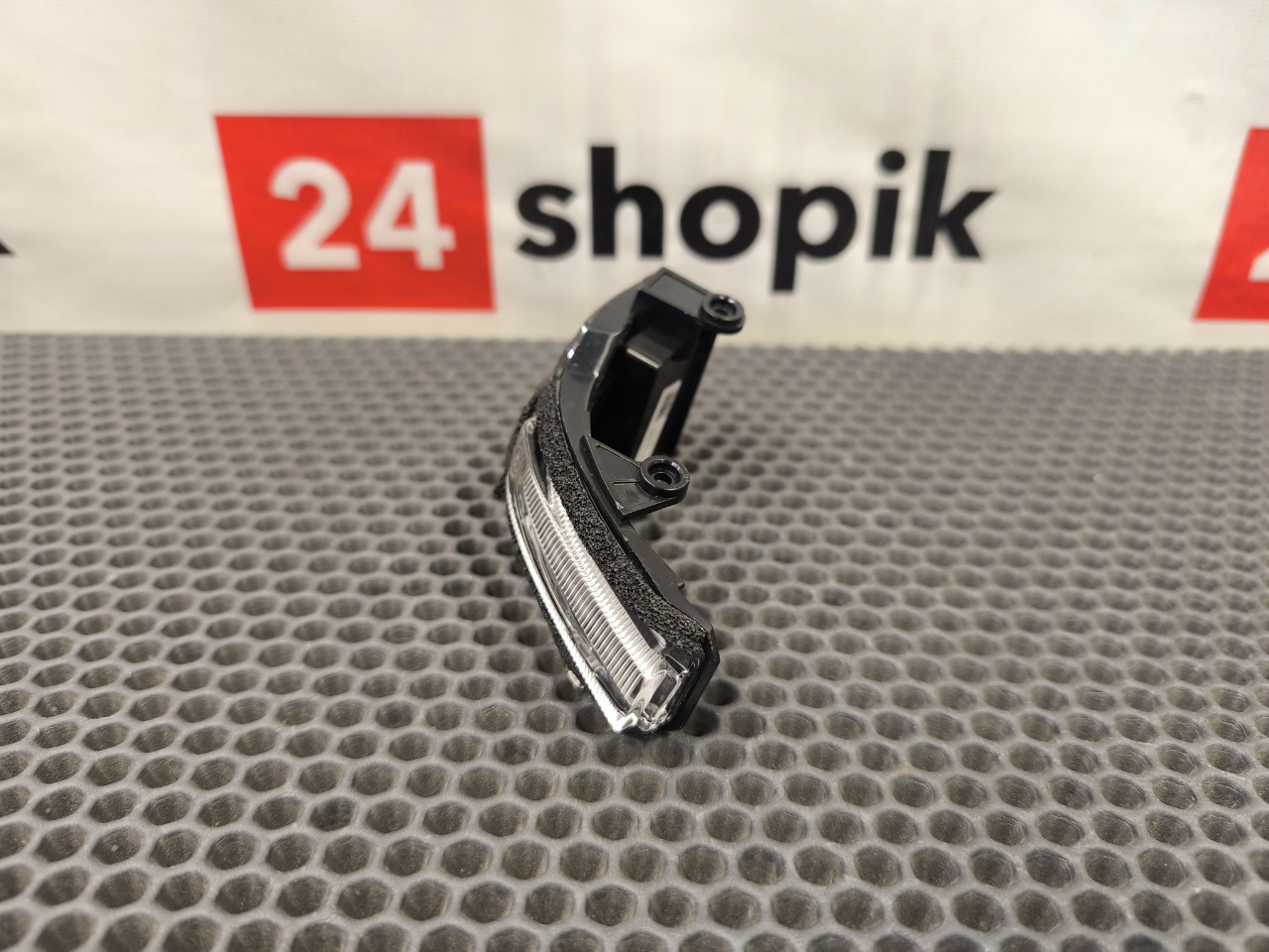 Повторитель поворота, 5500 рублей, Красноярск