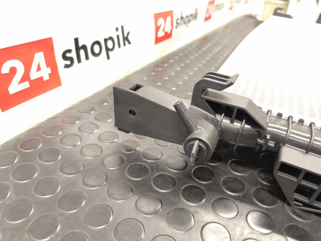 Радиатор охлаждения двигателя, 9800 рублей, Красноярск