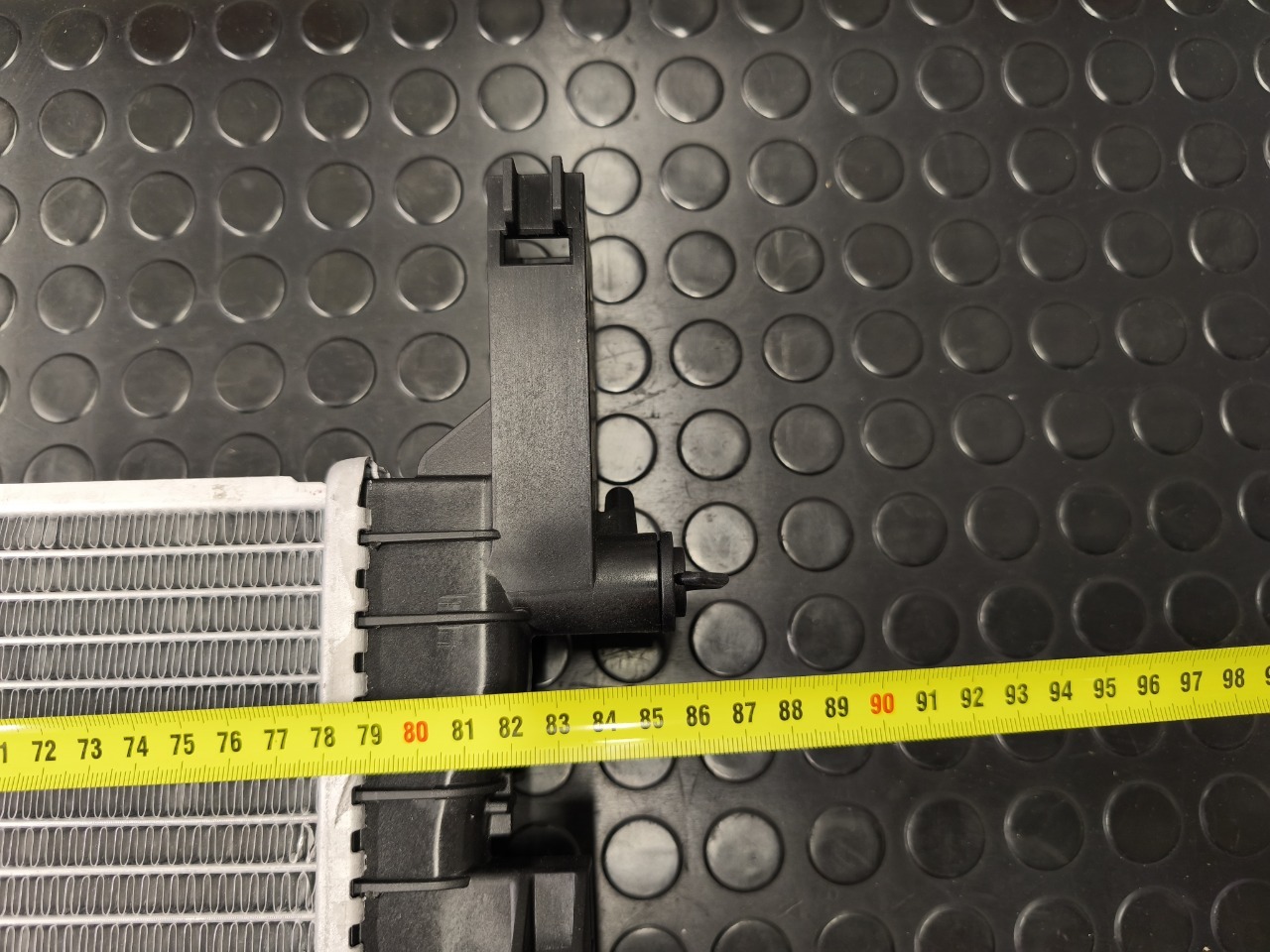 Радиатор охлаждения двигателя, 9800 рублей, Красноярск