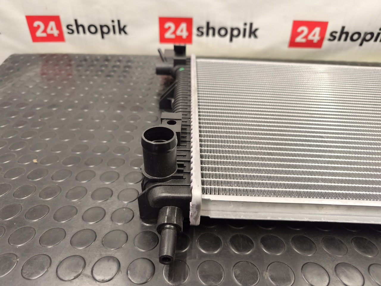 Радиатор охлаждения двигателя, 9900 рублей, Красноярск