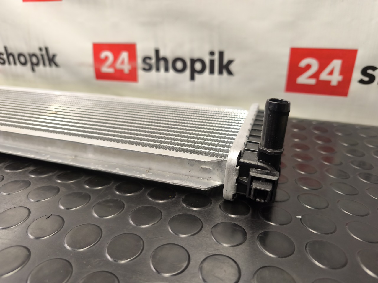 Радиатор охлаждения двигателя, 9000 рублей, Красноярск