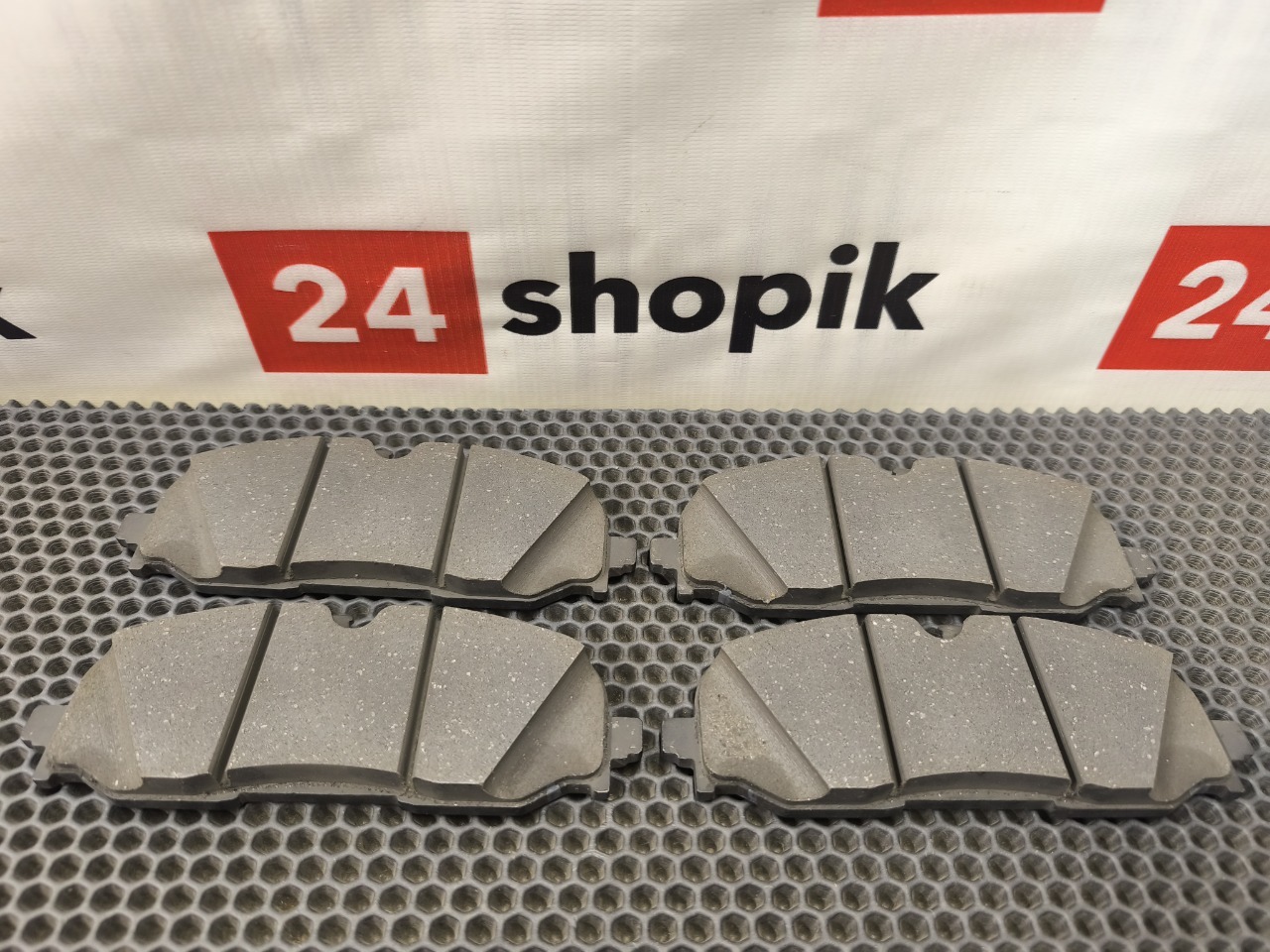 Тормозные колодки, 11000 рублей, Красноярск