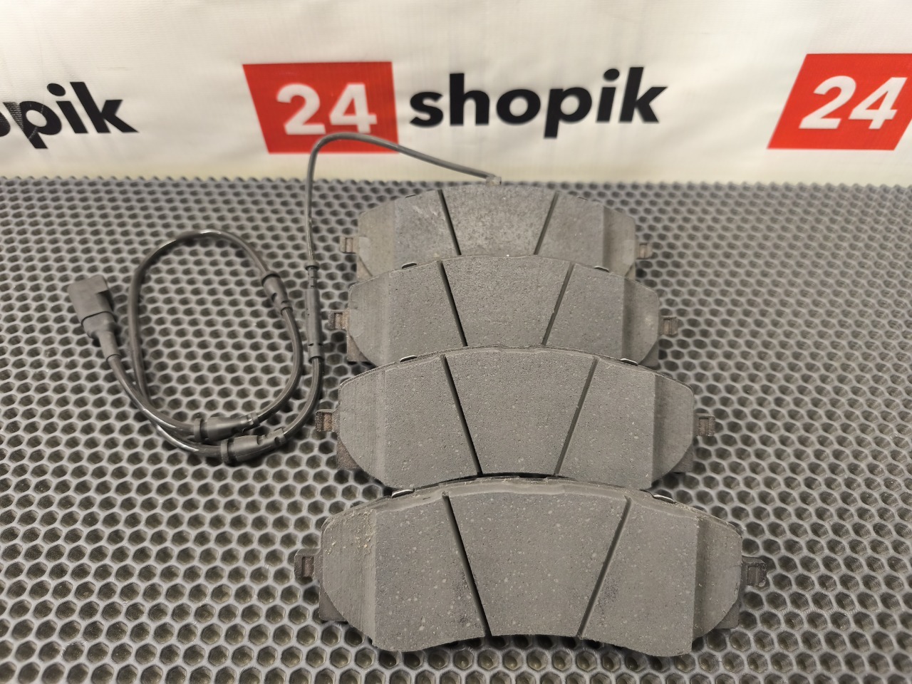 Тормозные колодки, 8500 рублей, Красноярск
