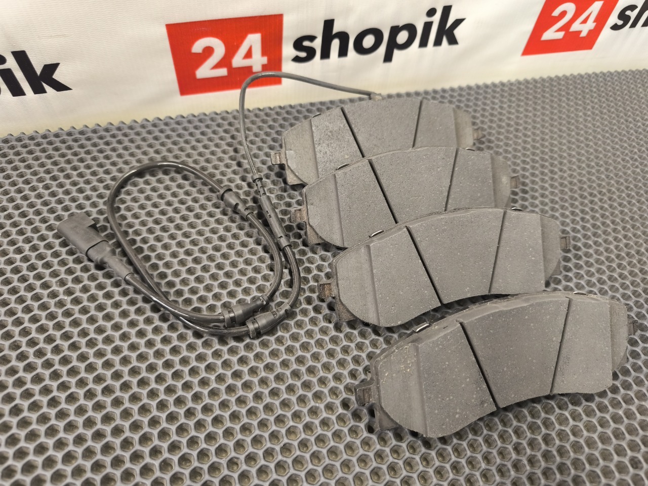 Тормозные колодки, 8500 рублей, Красноярск