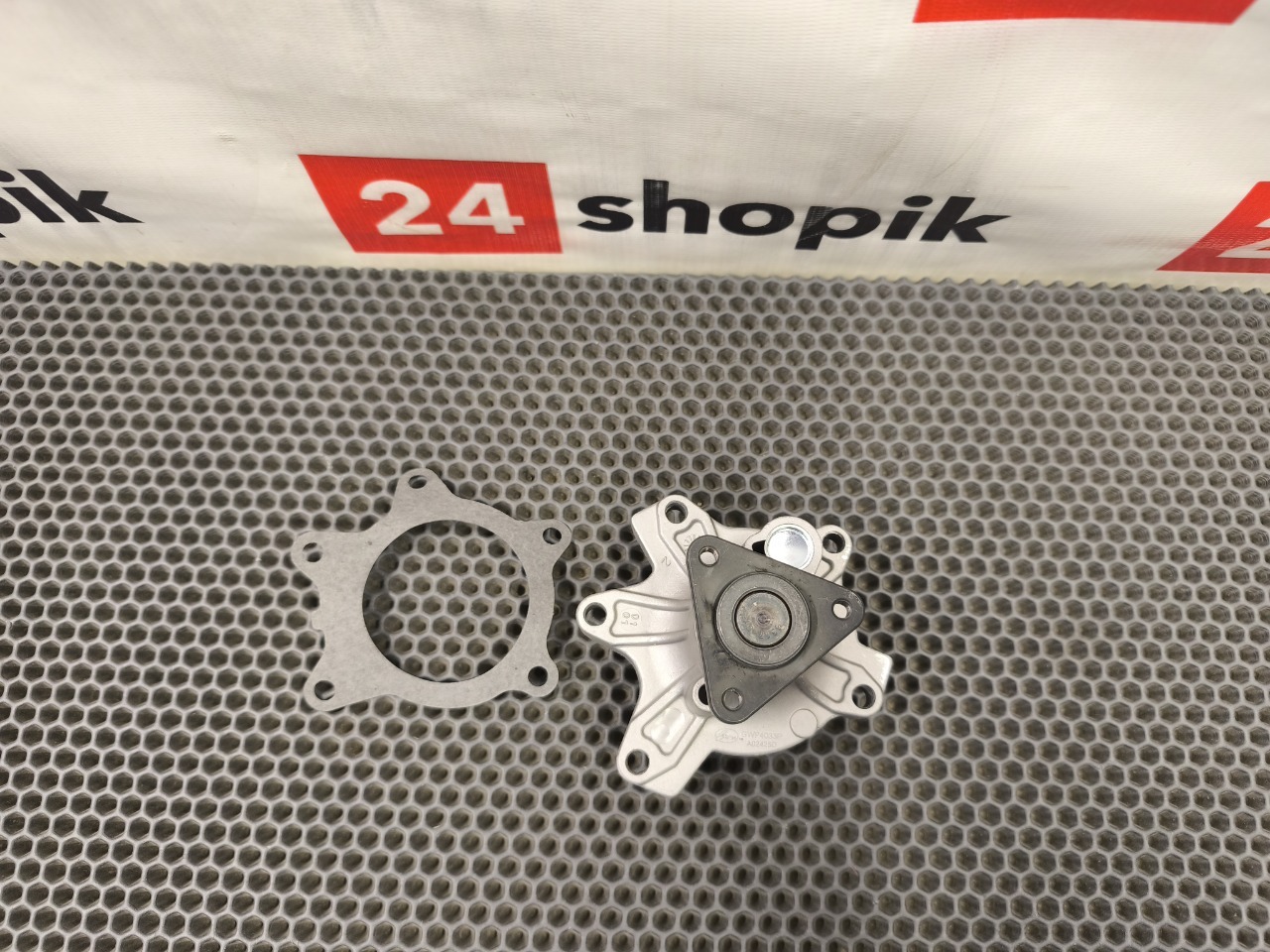 Насос системы охлаждения, 4000 рублей, Красноярск