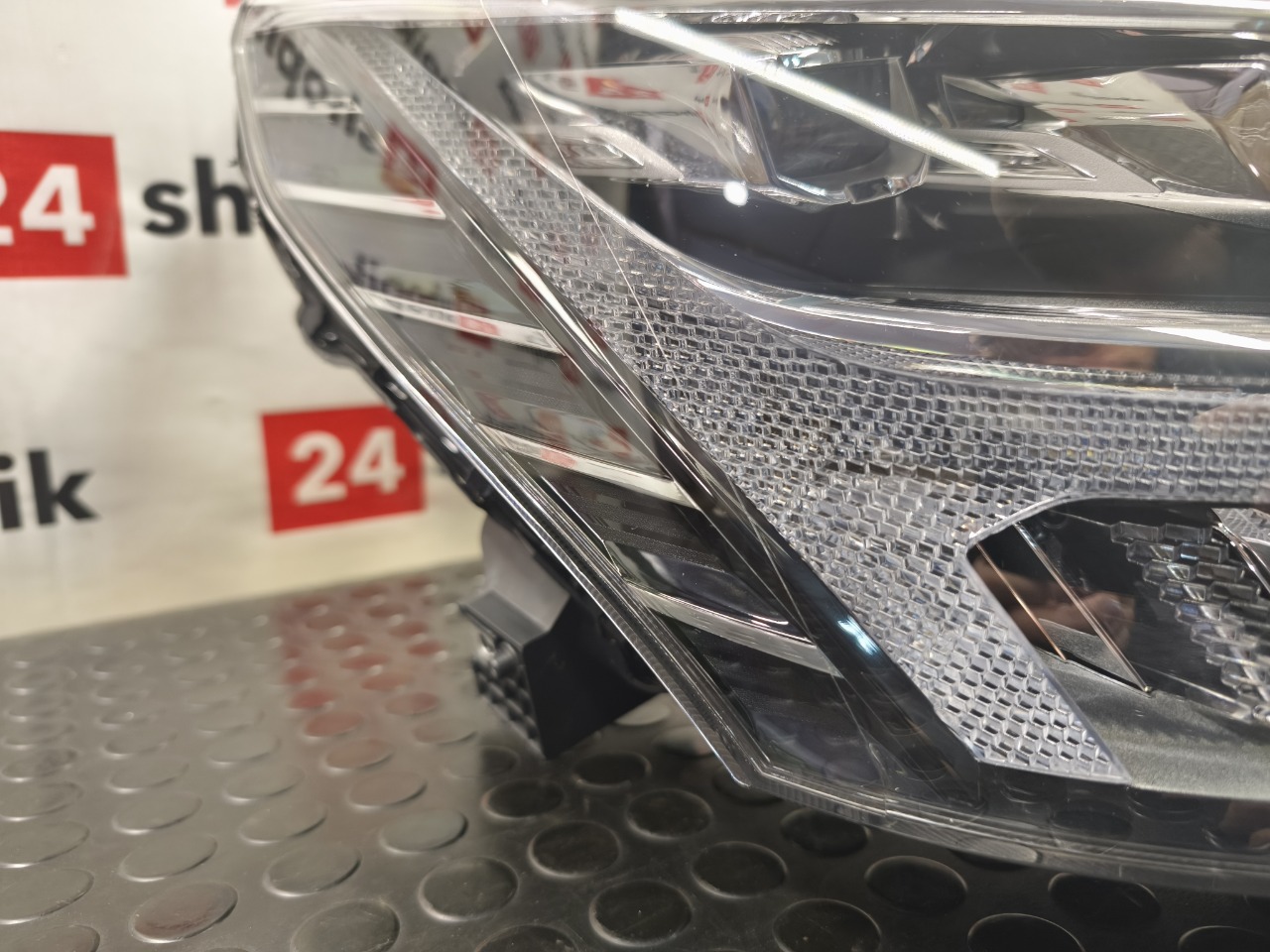 Фара, 36000 рублей, Красноярск