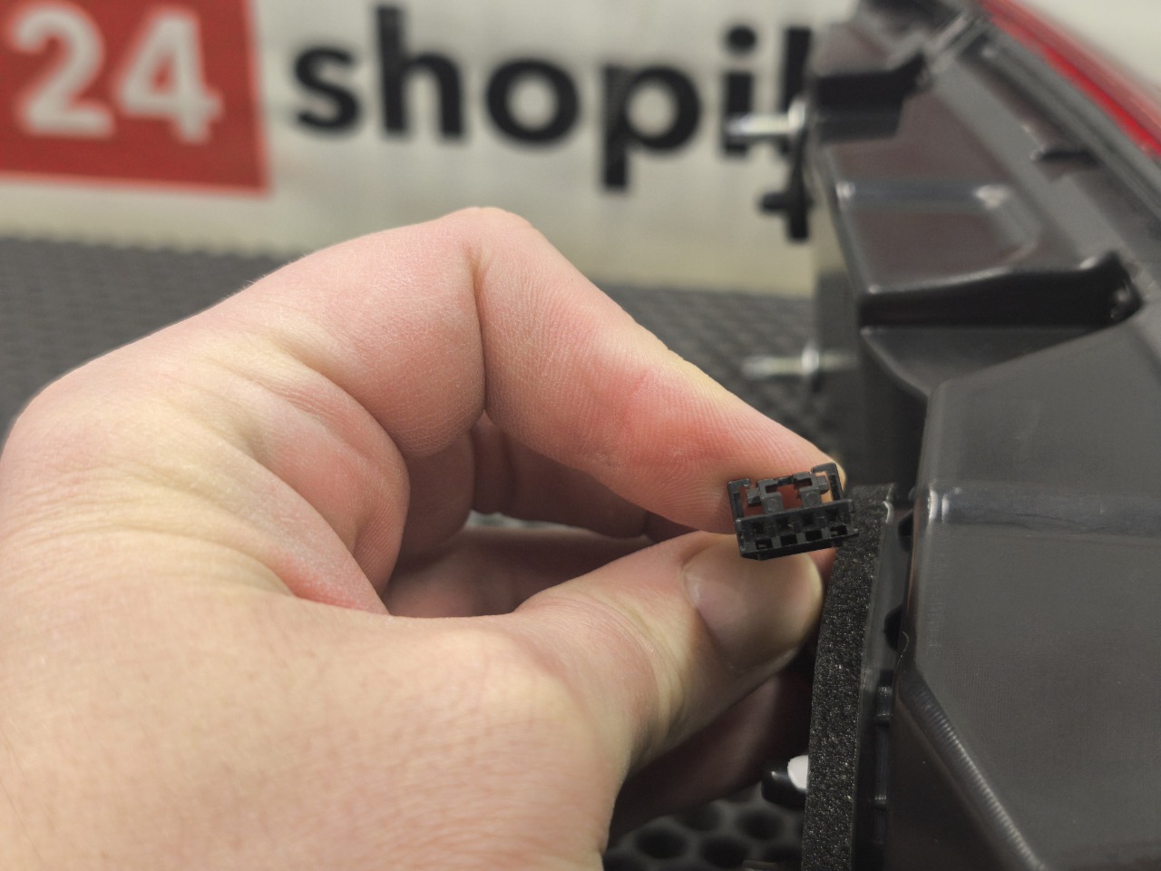 Фонарь, 10000 рублей, Красноярск