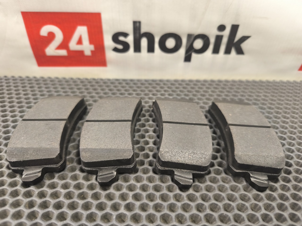 Тормозные колодки, 3900 рублей, Красноярск