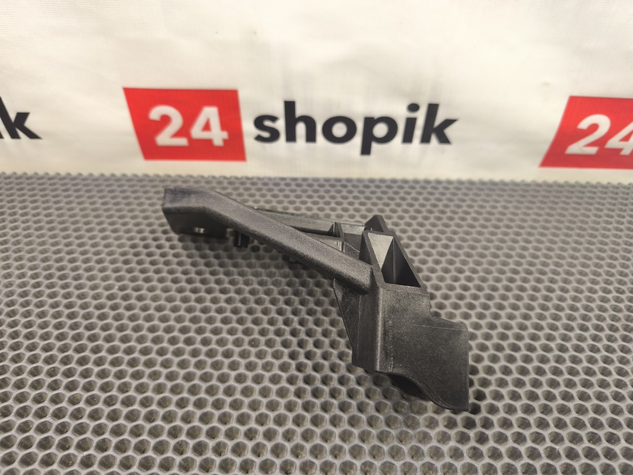 кронштейн бампера, 2000 рублей, Красноярск