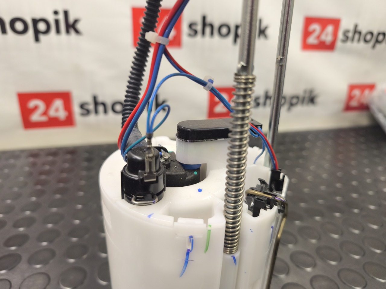 Топливный насос, 12000 рублей, Красноярск