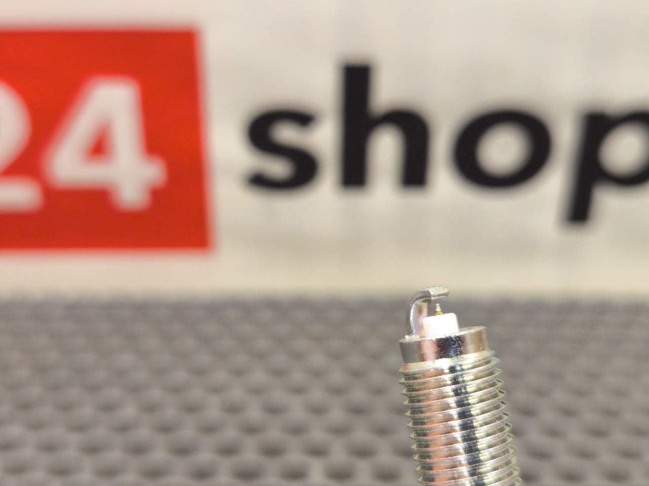 Свеча зажигания, 1400 рублей, Красноярск