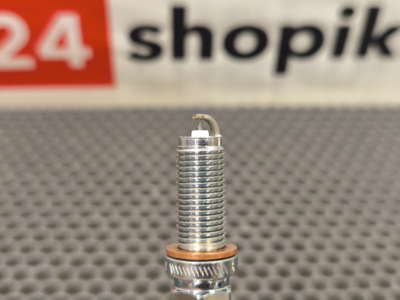 Свеча зажигания, 2000 рублей, Красноярск