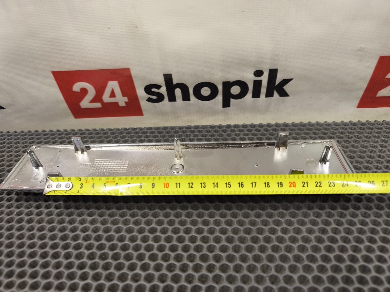 Эмблема решетки радиатора, 2500 рублей, Красноярск