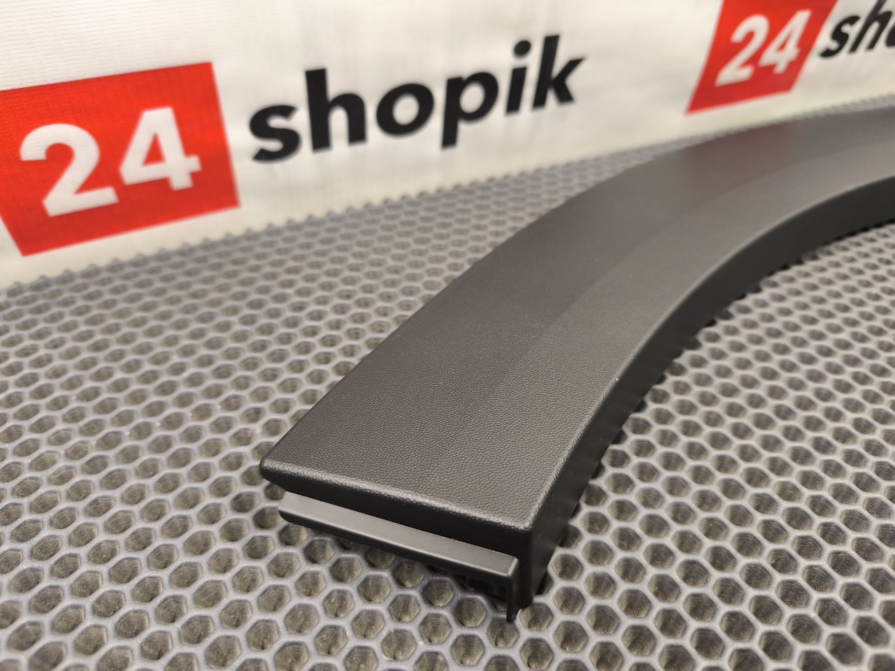 Накладка крыла, 4200 рублей, Красноярск