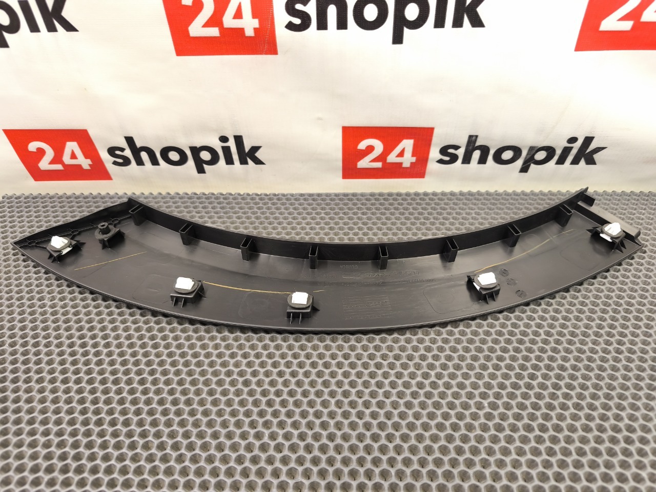 Накладка крыла, 4200 рублей, Красноярск