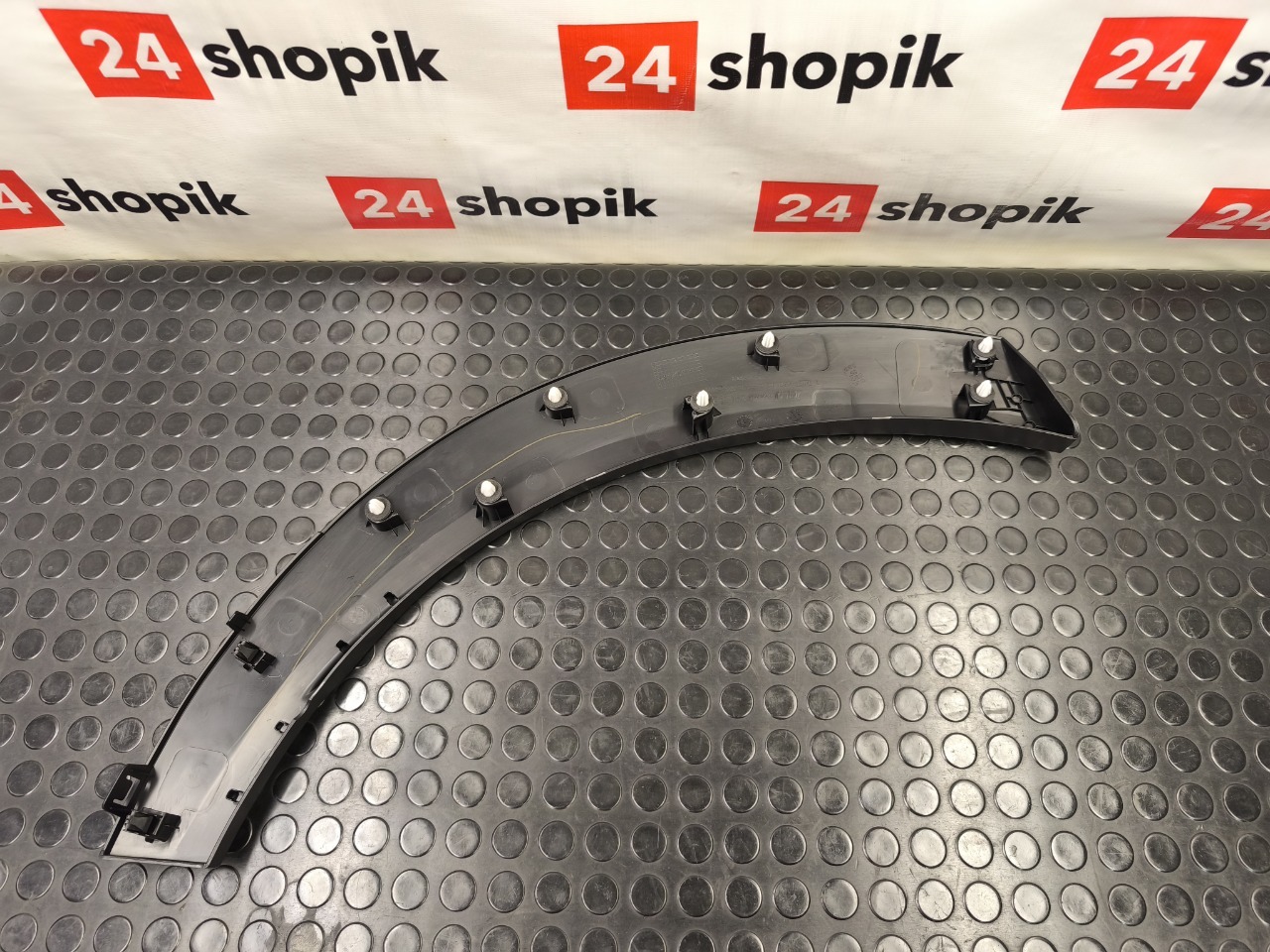 Накладка крыла, 4500 рублей, Красноярск