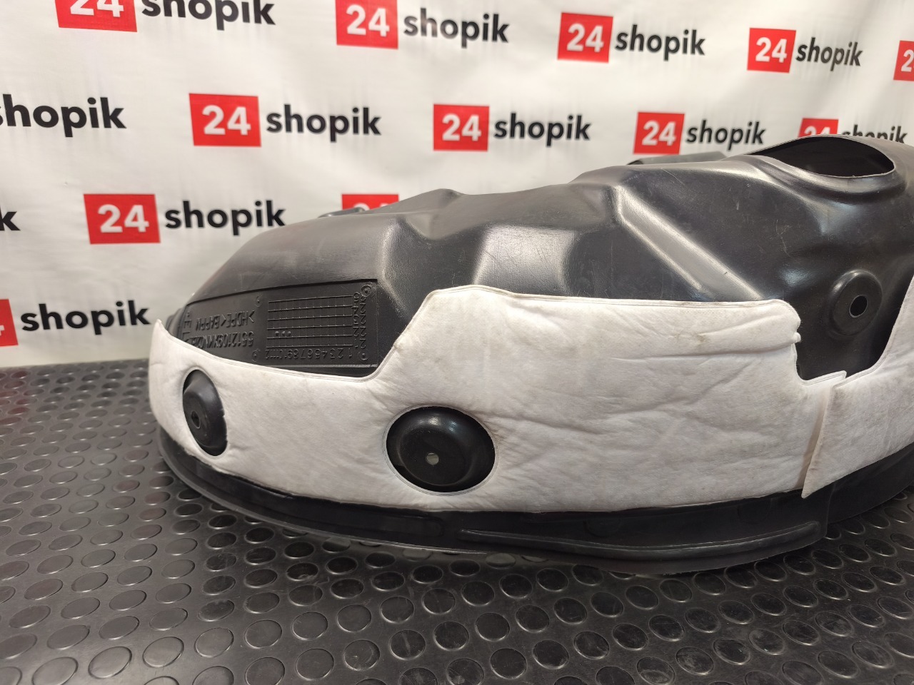 Подкрылок, 5500 рублей, Красноярск