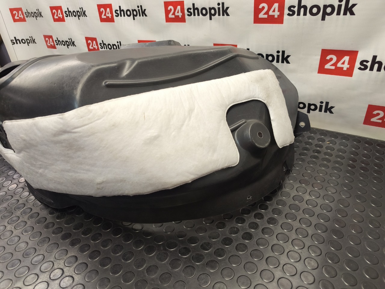 Подкрылок, 5500 рублей, Красноярск