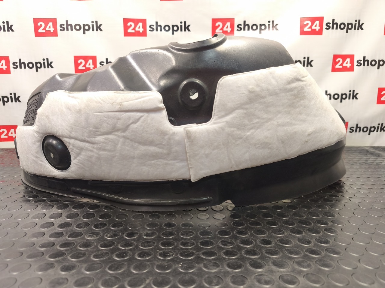 Подкрылок, 5500 рублей, Красноярск