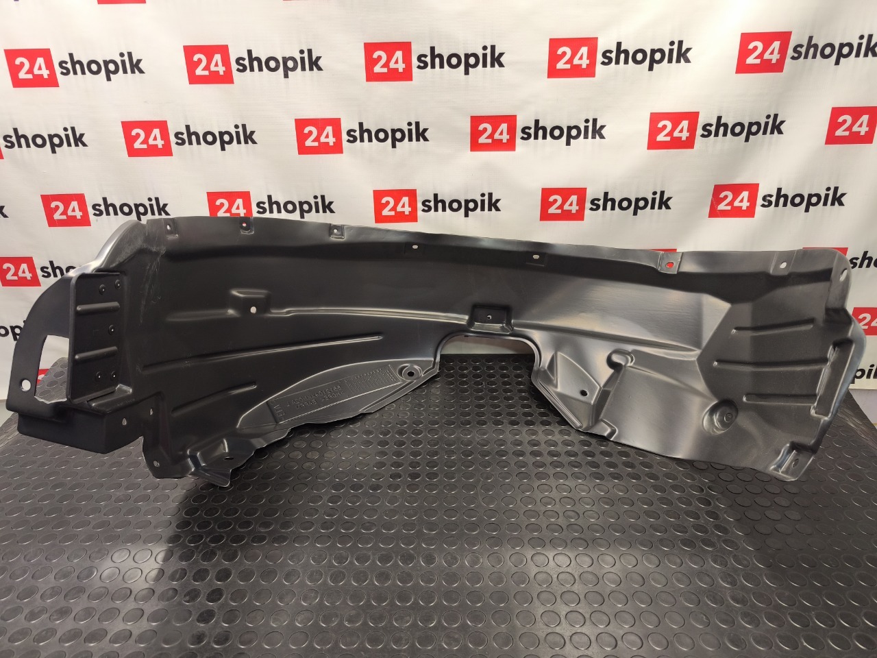 Подкрылок, 6000 рублей, Красноярск