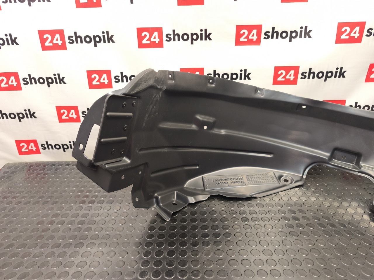 Подкрылок, 6000 рублей, Красноярск