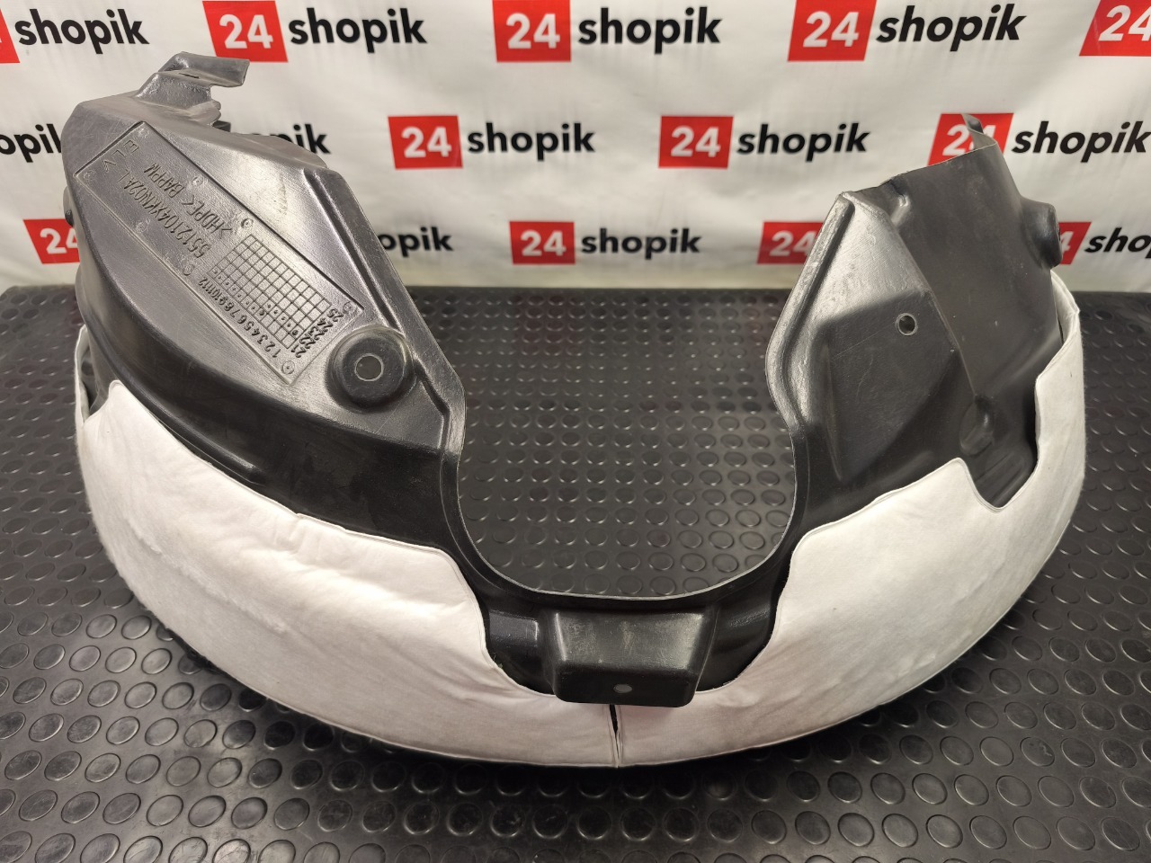 Подкрылок, 3700 рублей, Красноярск