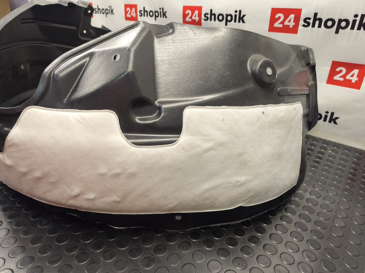 Подкрылок, 3700 рублей, Красноярск