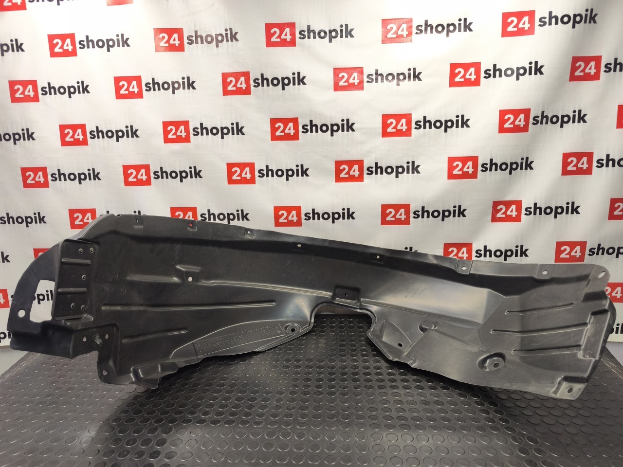 Подкрылок, 3700 рублей, Красноярск