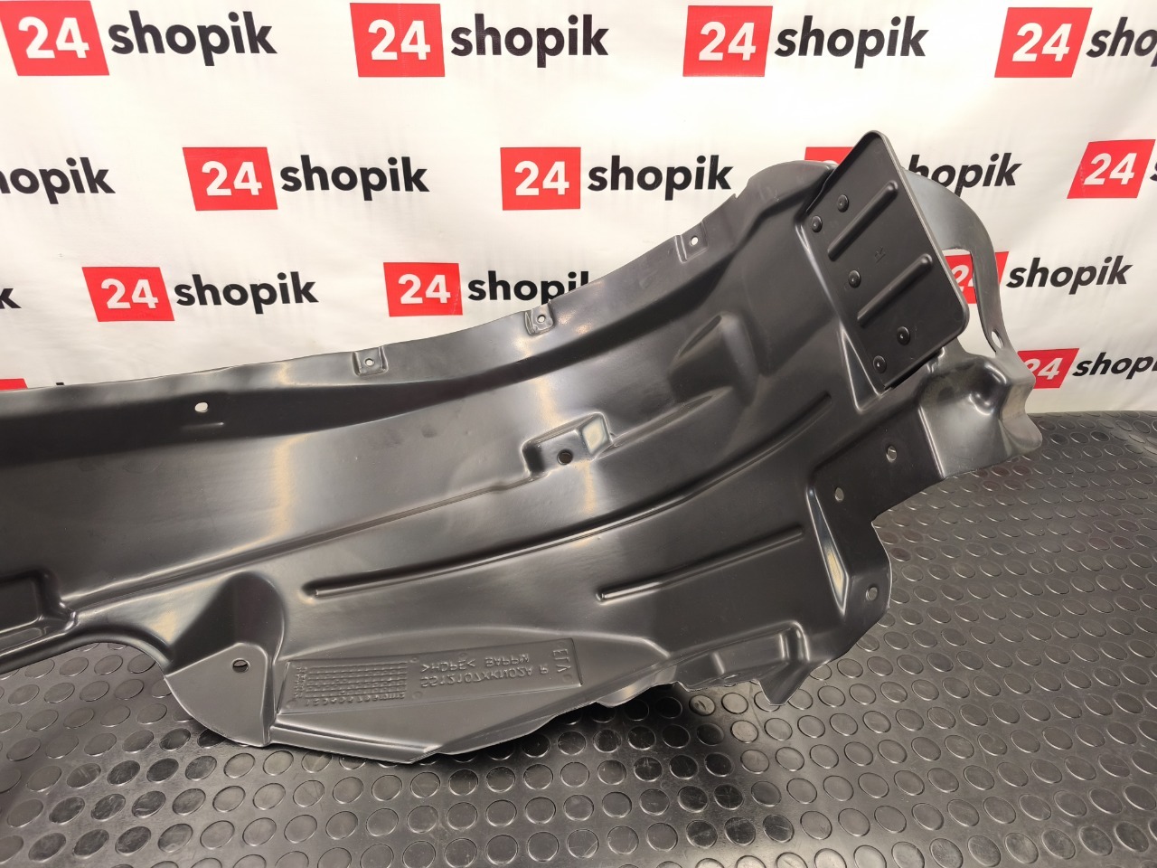 Подкрылок, 6000 рублей, Красноярск