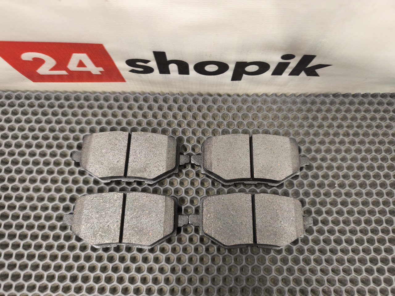 Тормозные колодки, 4500 рублей, Красноярск