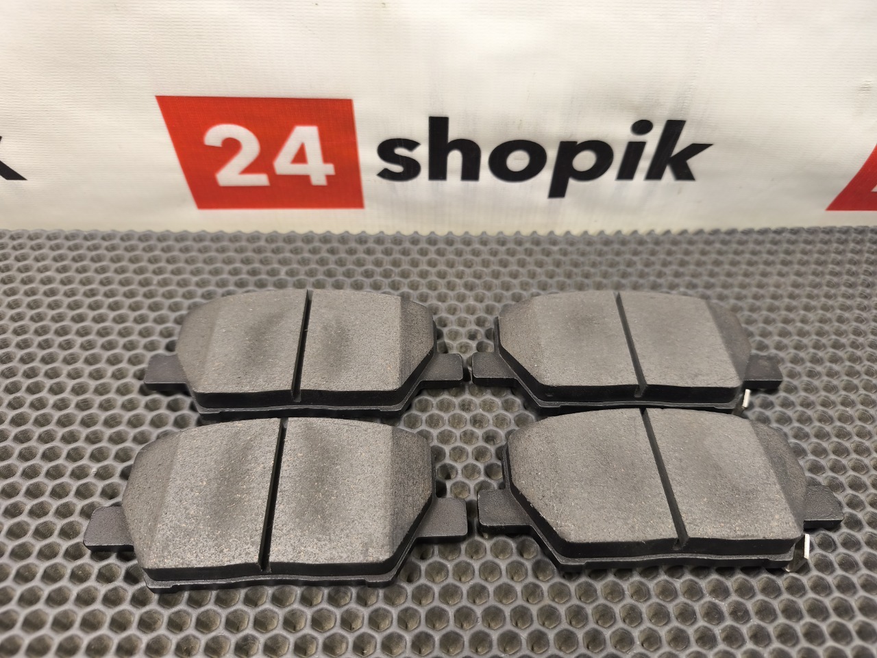 Тормозные колодки, 5700 рублей, Красноярск