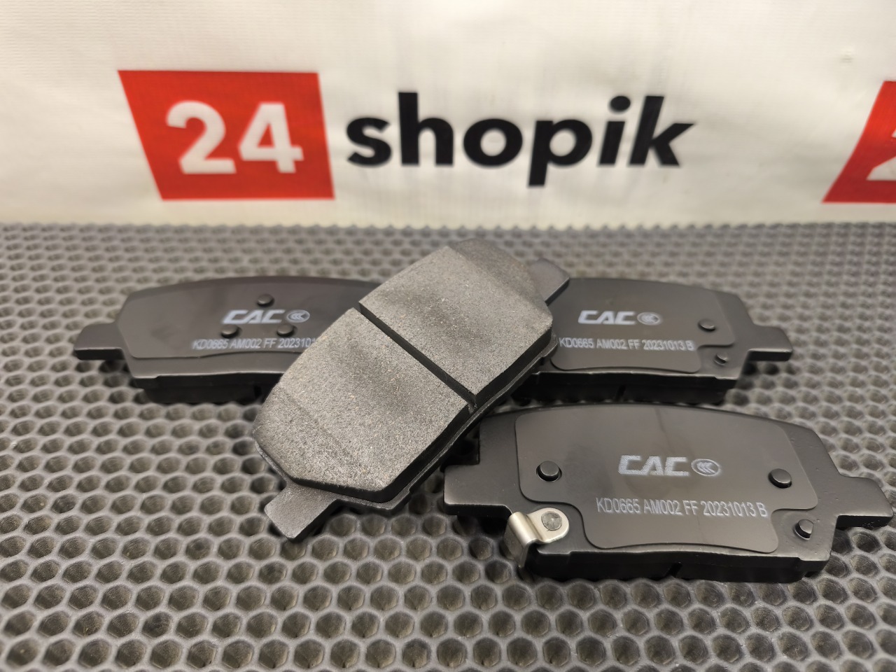 Тормозные колодки, 5700 рублей, Красноярск