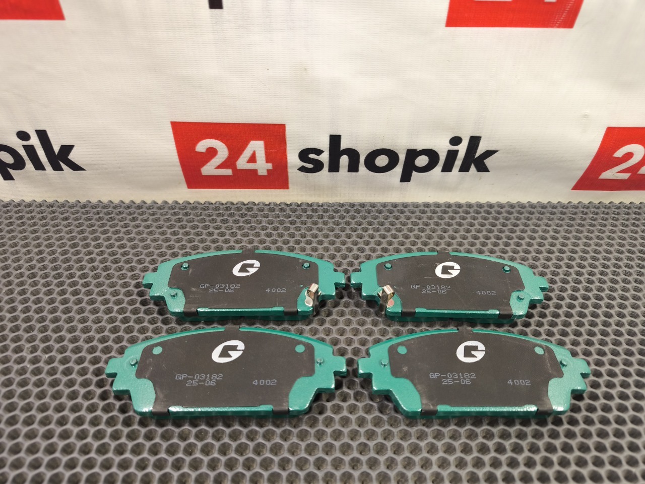 Тормозные колодки, 3200 рублей, Красноярск