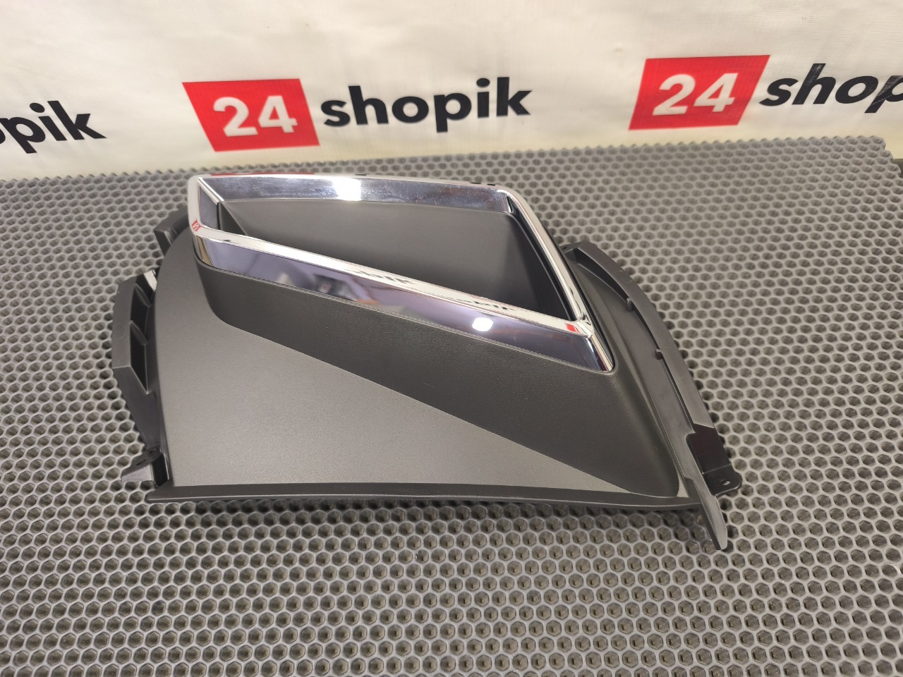 накладка бампера, 4700 рублей, Красноярск