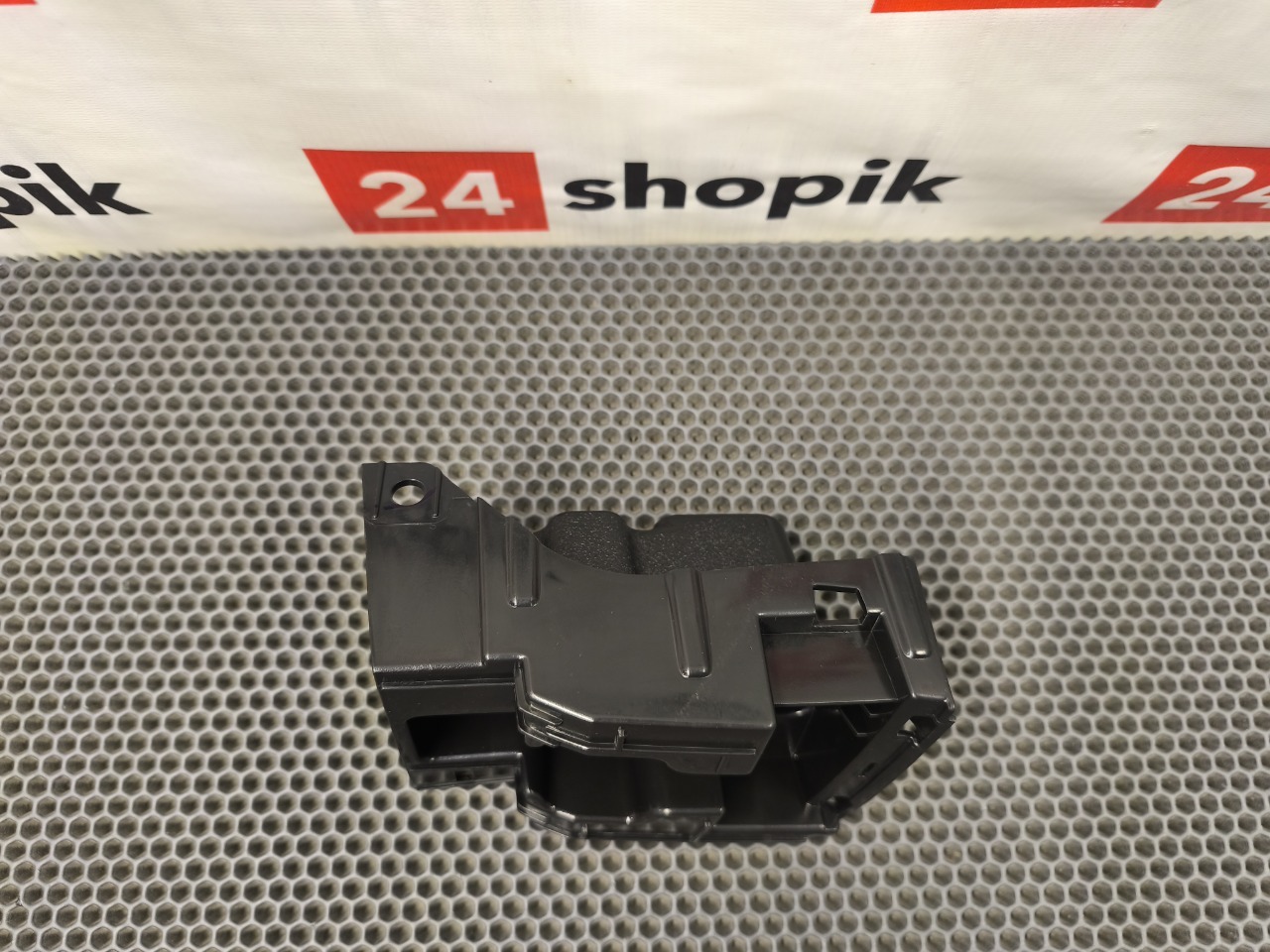 Кронштейн стоп-сигнала, 2800 рублей, Красноярск