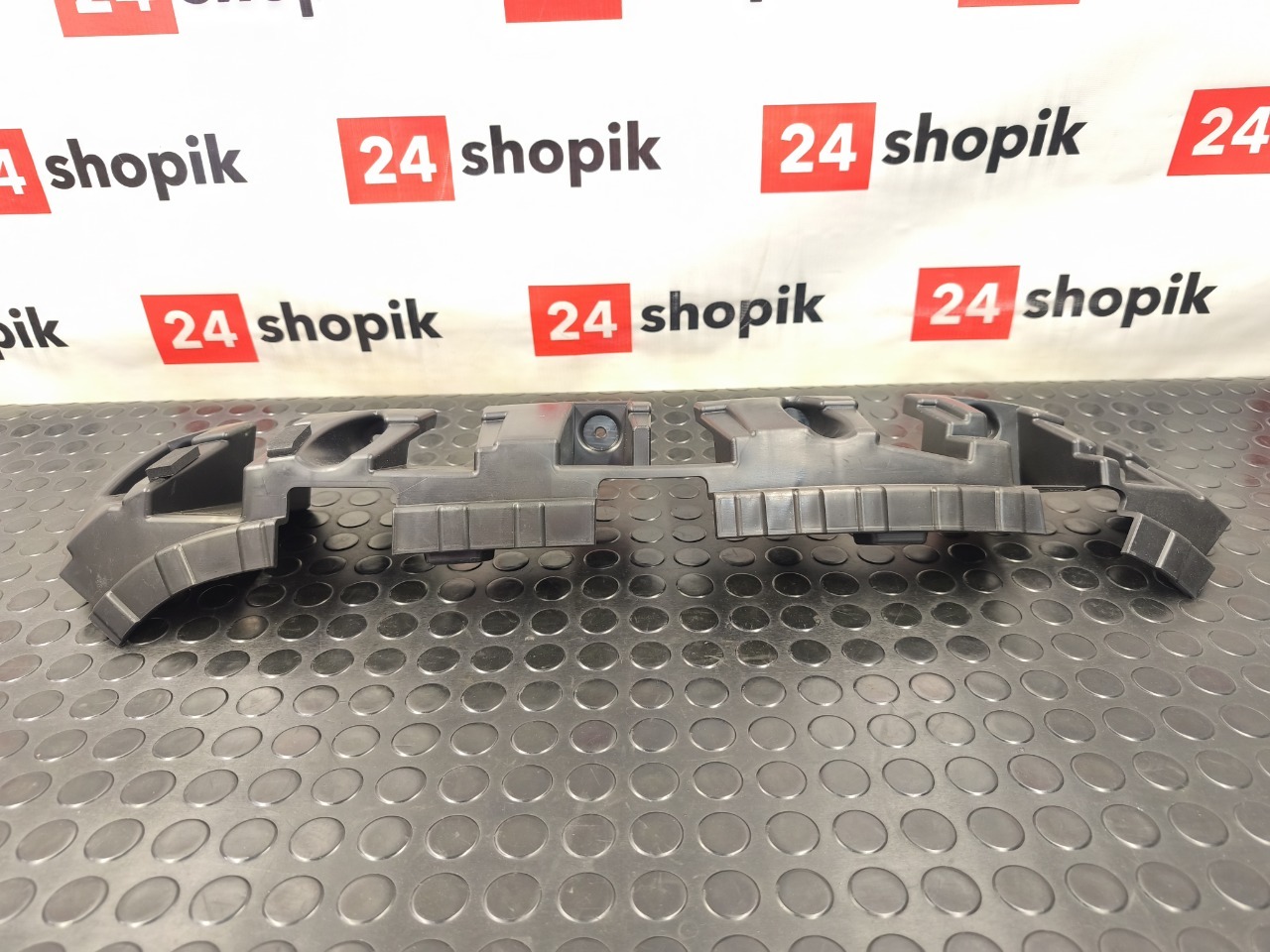 Кронштейн накладки крыла, 3500 рублей, Красноярск