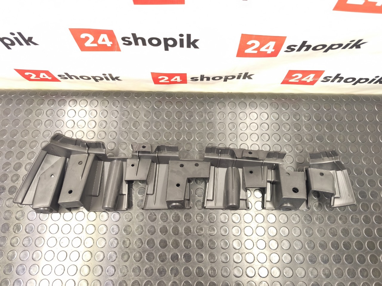 Кронштейн накладки крыла, 3500 рублей, Красноярск