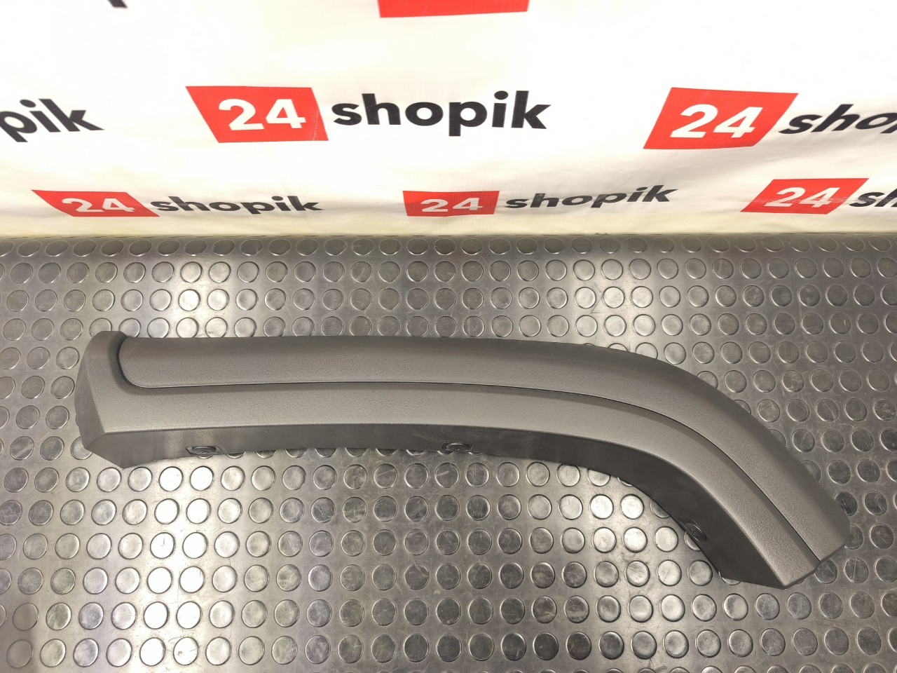 Накладка крыла, 4500 рублей, Красноярск