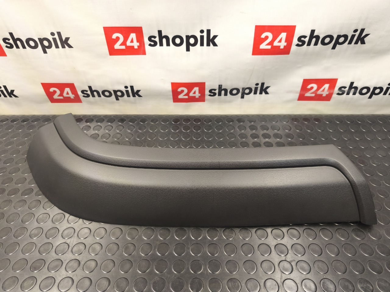 Накладка крыла, 4500 рублей, Красноярск