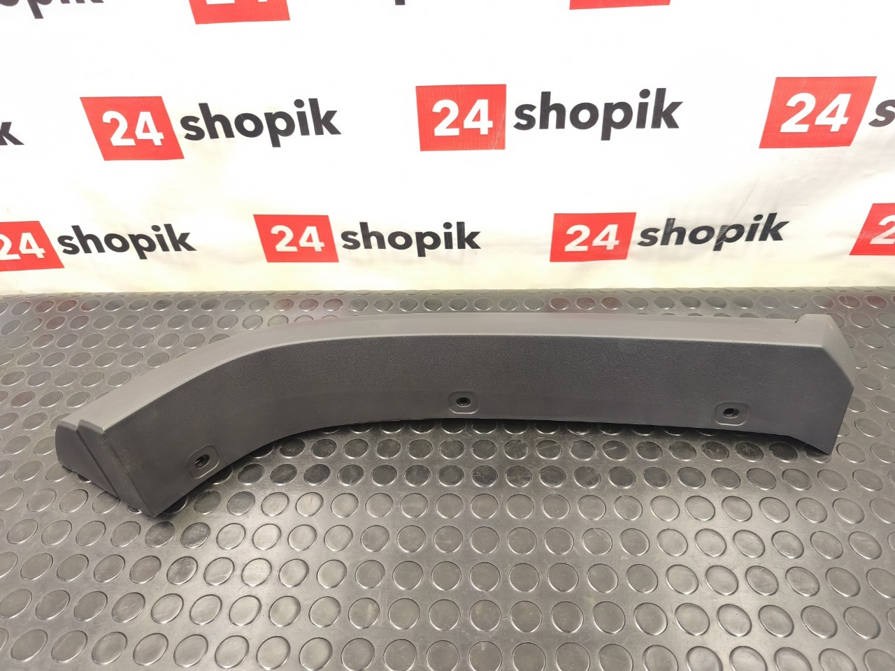 Накладка крыла, 4500 рублей, Красноярск