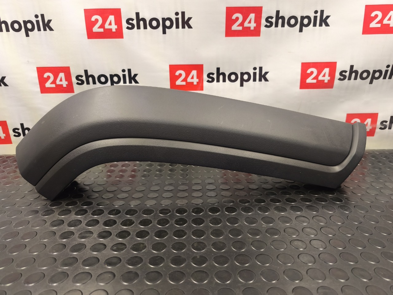 Накладка крыла, 4500 рублей, Красноярск