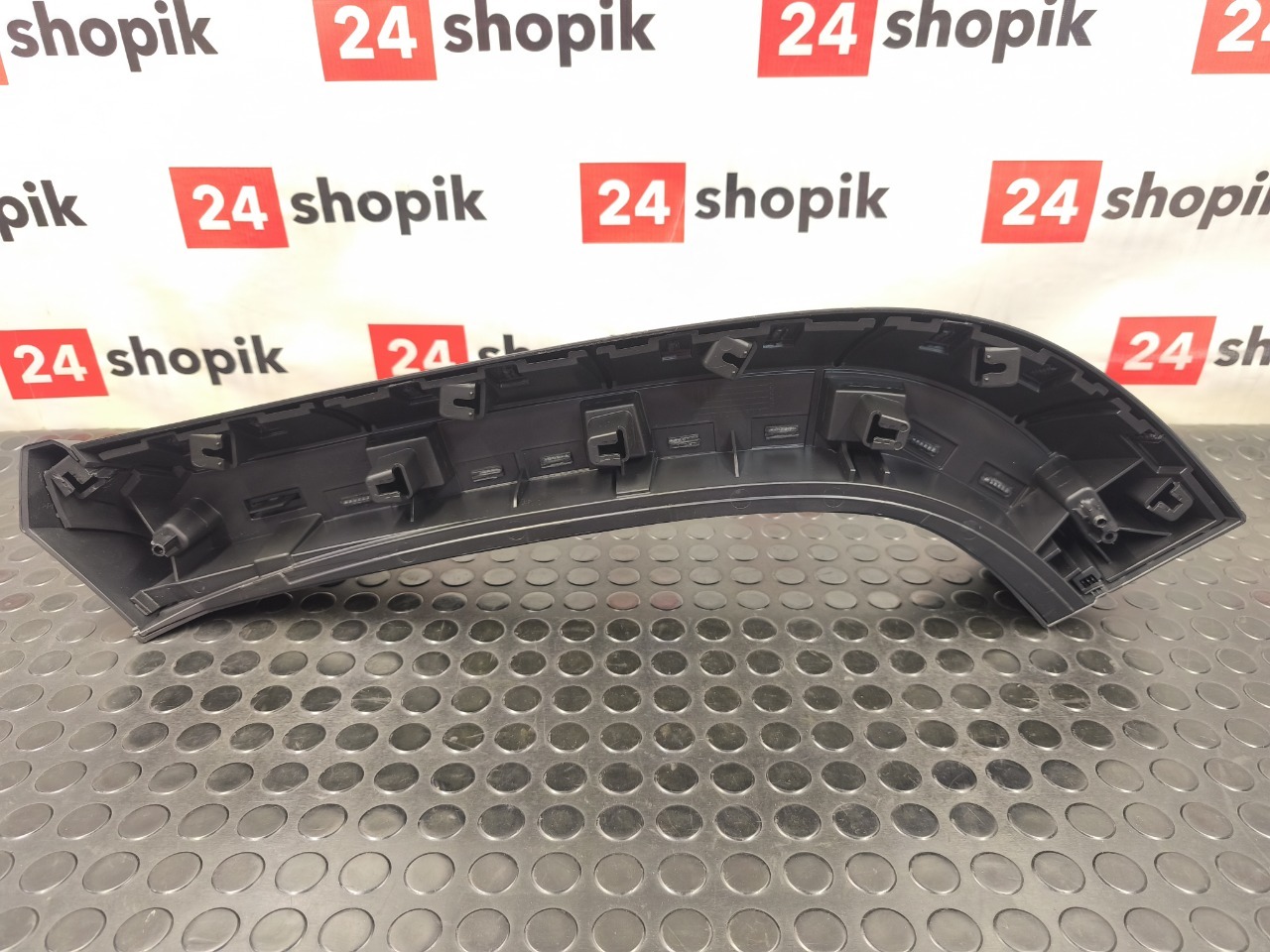 Накладка крыла, 4500 рублей, Красноярск