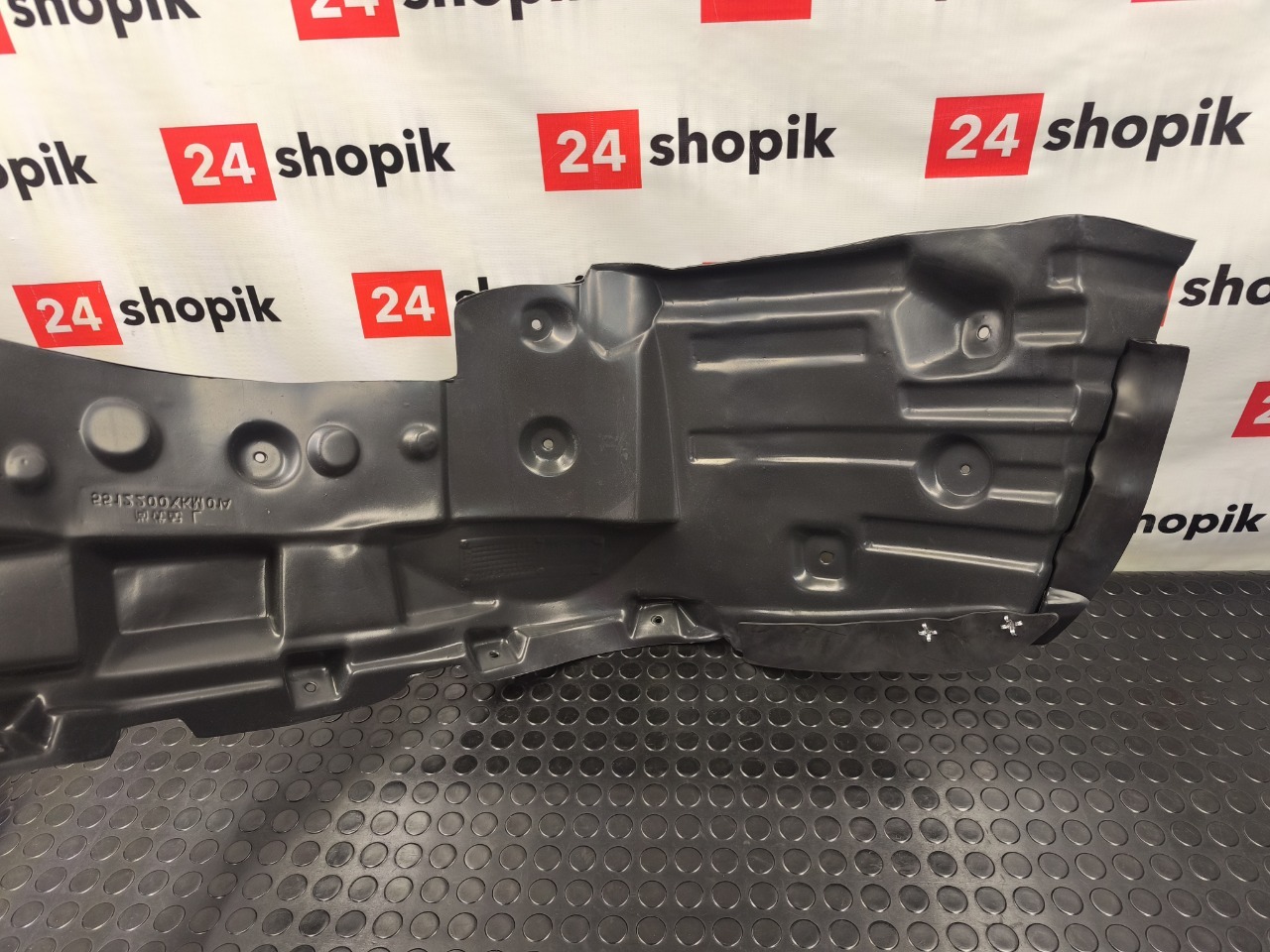 Подкрылок, 3000 рублей, Красноярск