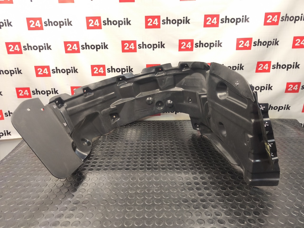 Подкрылок, 3000 рублей, Красноярск